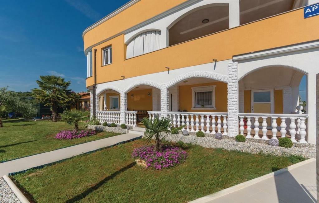Apartments Vukancic Novigrad Istria Exterior foto